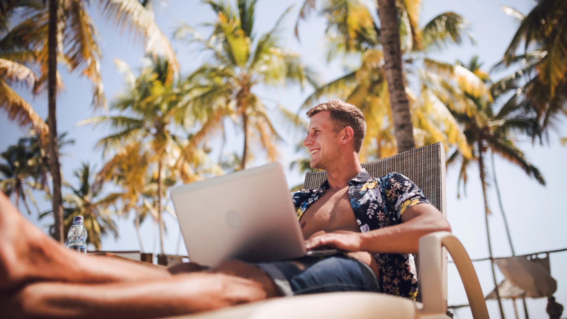 Digital Nomad Visas in Indonesia: Everything You Need to Know About Stay Permits for Remote Workers